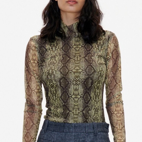 Baum und Pferdgarten Jodi Mesh Top Light Yellow Snake - Picture 1 of 5